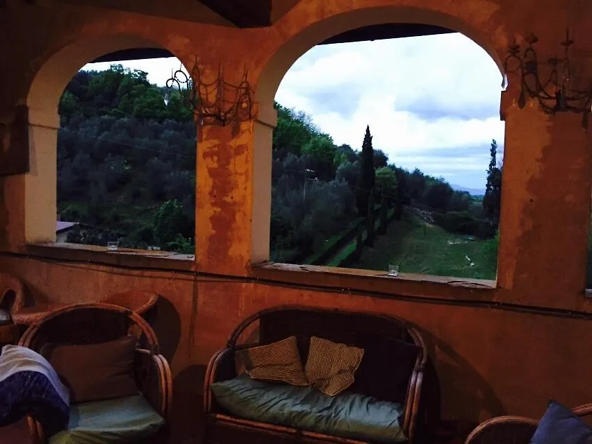 Villa I Bossi Gragnone Apartment